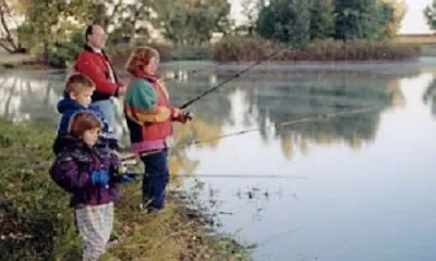 19256 banner family fishing