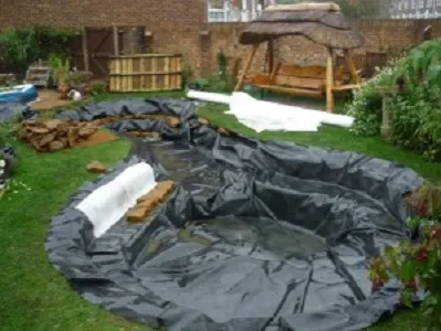 installing a pond liner 300x225