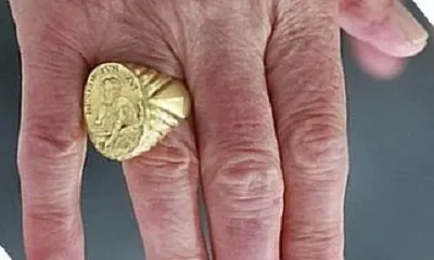 popes ring of fisherman