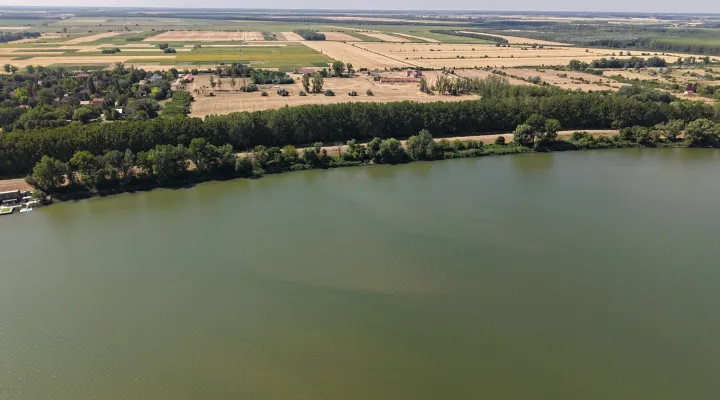 uj-ingyenes-horgaszhely-tisza-to