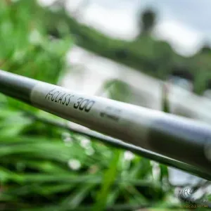 Guru A-Class 300 Landing Net Handle - Guru 2 Részes Merítőnyél