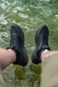 Korda Drykore Trainer Black 25K – 46 – Vízálló Horgász Cipő