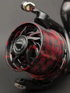 Yasaki Masterclass 35 Shimano - Black/Red - Távdobó dob