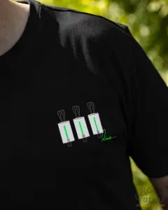 Korda LE Bobbin Tee Black Méret: XL - Korda Fekete Bobbin Mintás Horgász Póló