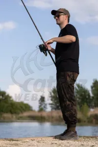 Korda Ultralite Joggers Dark Kamo – L – Ultrakönnyű Nyári Nadrág