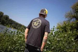 Black Cat Chase Dreams Black Tee S - Harcsázó Horgász Póló
