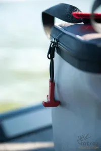 Fox Rage Pro Series Welded Bag Medium - Fox Rage Közepes Pergető Táska