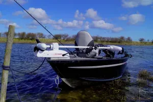Rhino BLX 65 BMR GPS Elektromos Orrmotor - Rhino Távirányítható Csónakmotor