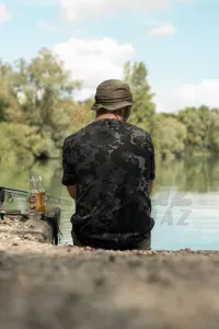 Korda Black Kamo Tee - Black Kamo - M - Horgász póló