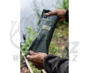 Korum Camo Compact – Ultrakönnyű és Vízálló Mérlegelő