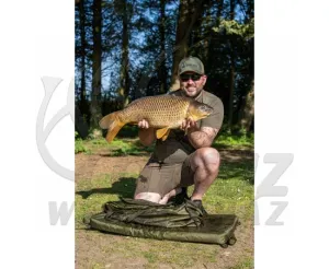 Korum Supa lite Fishcare Set – Mérlegelő és Halmatrac