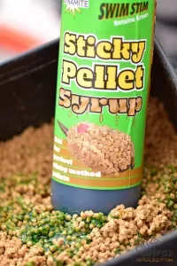 Dynamite Baits Aroma Sticky Pellet Syrup Betain 300ml