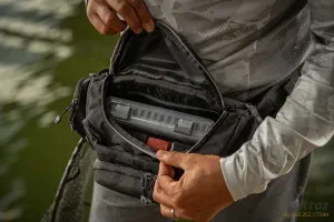 Fox Rage Camo Voyager Pergető Övtáska - Fox Rage Camo Voyager Belt Bag