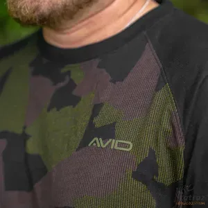 Avid Distortion Camo Lite T-Shirt Méret: S - Avid Carp Horgász Póló
