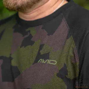 Avid Distortion Camo Lite T-Shirt Méret: M - Avid Carp Horgász Póló