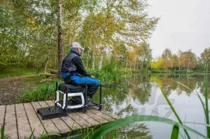 Preston Absolute 5G Station 36mm Black Edition Versenyláda - Fekete