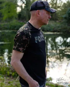 Fox Black/Camo Raglan T-Shirt - Fox Fekete/Terepmintás Horgász Póló