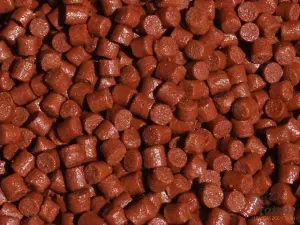 Carp Zoom Halibut Pellet Red Etető 800g 16mm