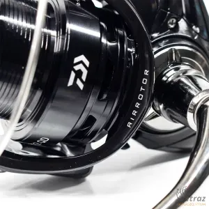 Daiwa Regal W 3012QD Gyorsfékes Orsó - Daiwa Regal Feeder Orsó Pótdobbal