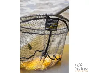 Preston Carbon F1 Latex 45cm Landing Net - Preston Gumírozott Merítőfej