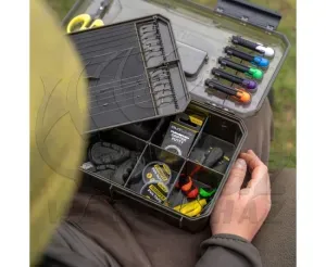 Avid XL Reload Accessory Box – Prémium Szerelékes Doboz