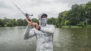 Fox Rage Kapucnis UV Álló Felső Méret: M - Fox Rage Hooded Light Camo Top