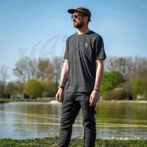 Fox Explorer Ltd Grey T-Shirt – M – Limitált Horgász Póló