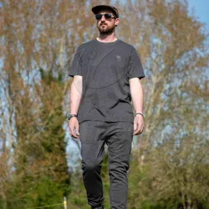 Fox Explorer Ltd Grey T-Shirt – Limitált Horgász Póló