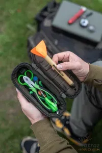 Korda Compac 55 Tackle Pouch Dark Kamo - Korda Táska